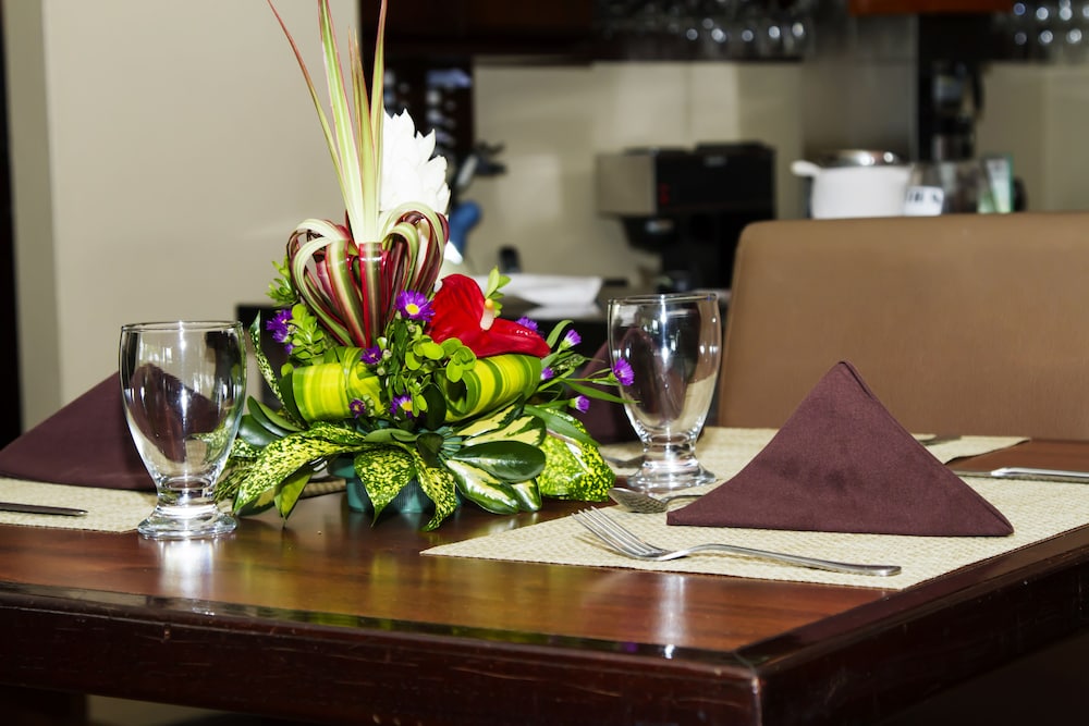 Rincon Del Valle Hotel Suites 30/74
