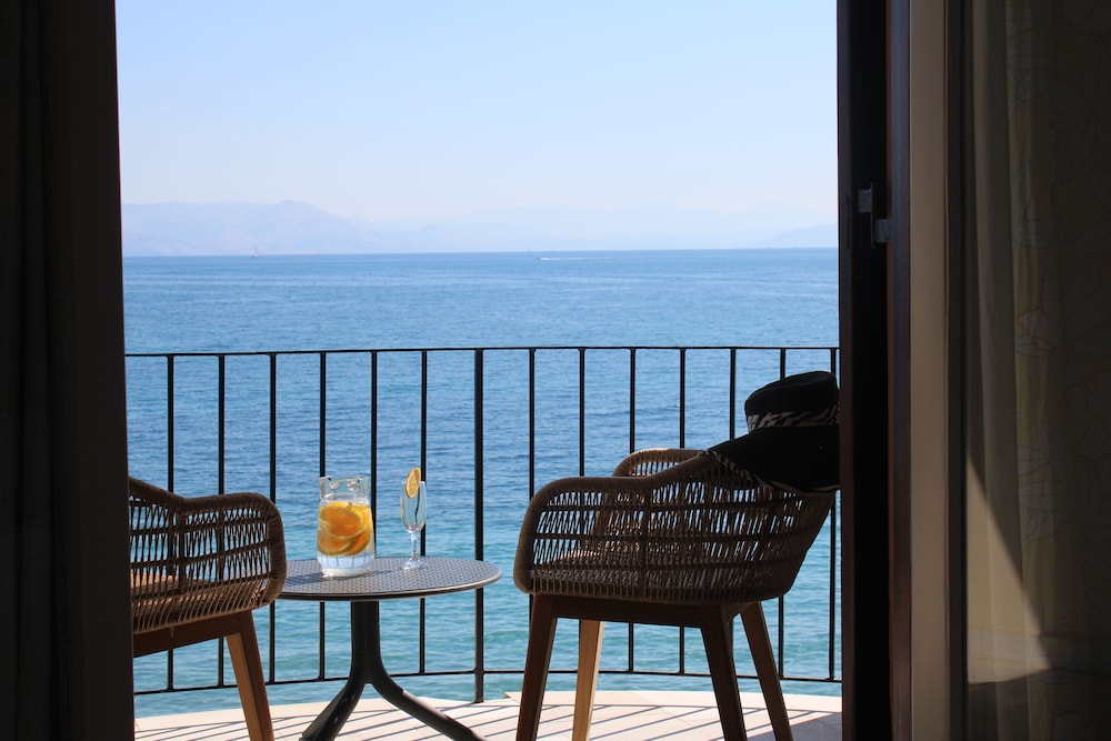 Dassia Beach Hotel photo3