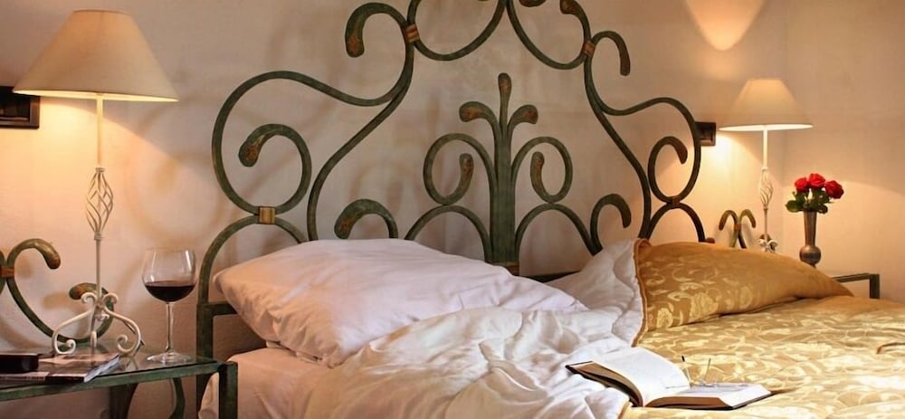 Villa Sant' Uberto Country Inn 17/65