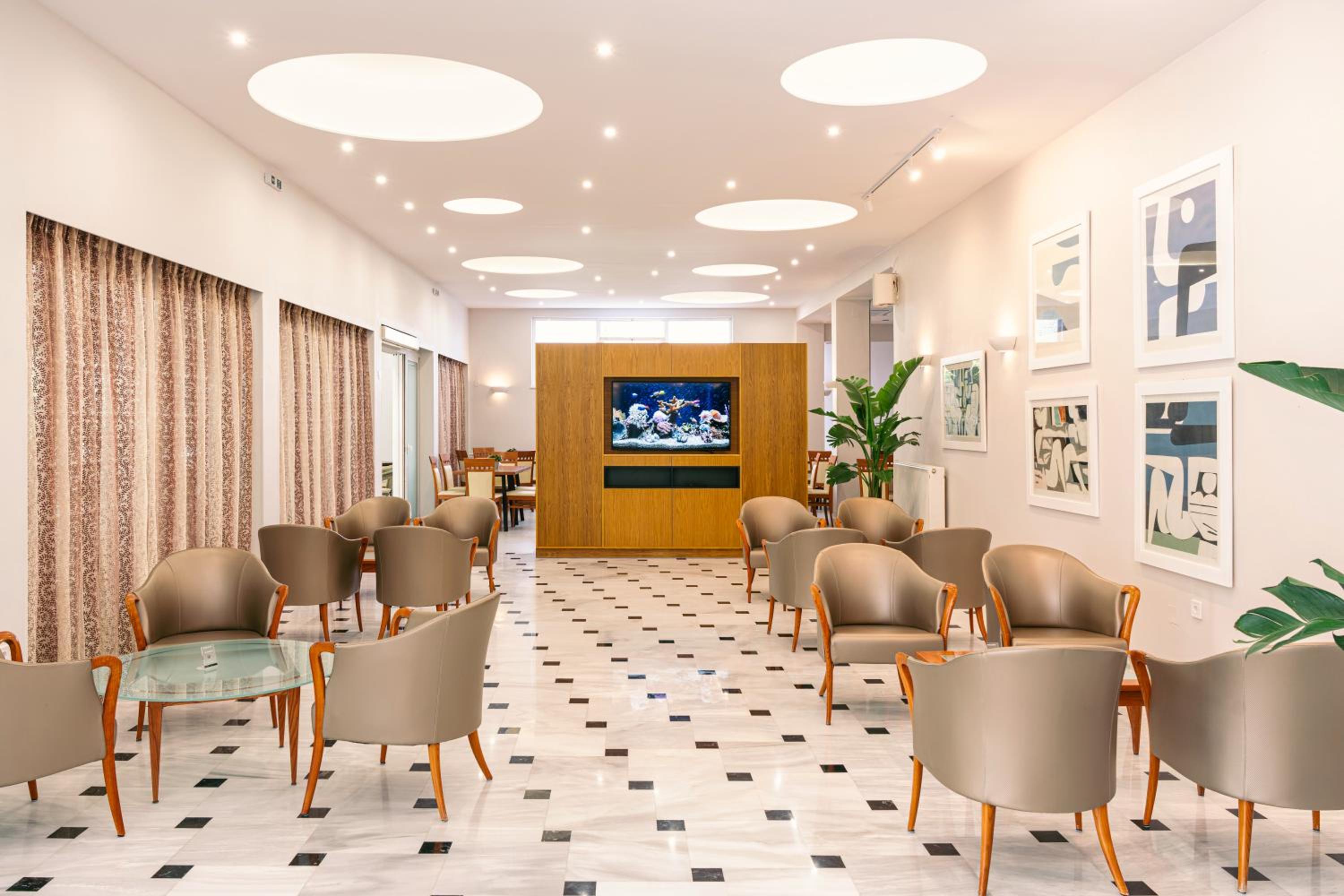 Danae Hotel 29/49