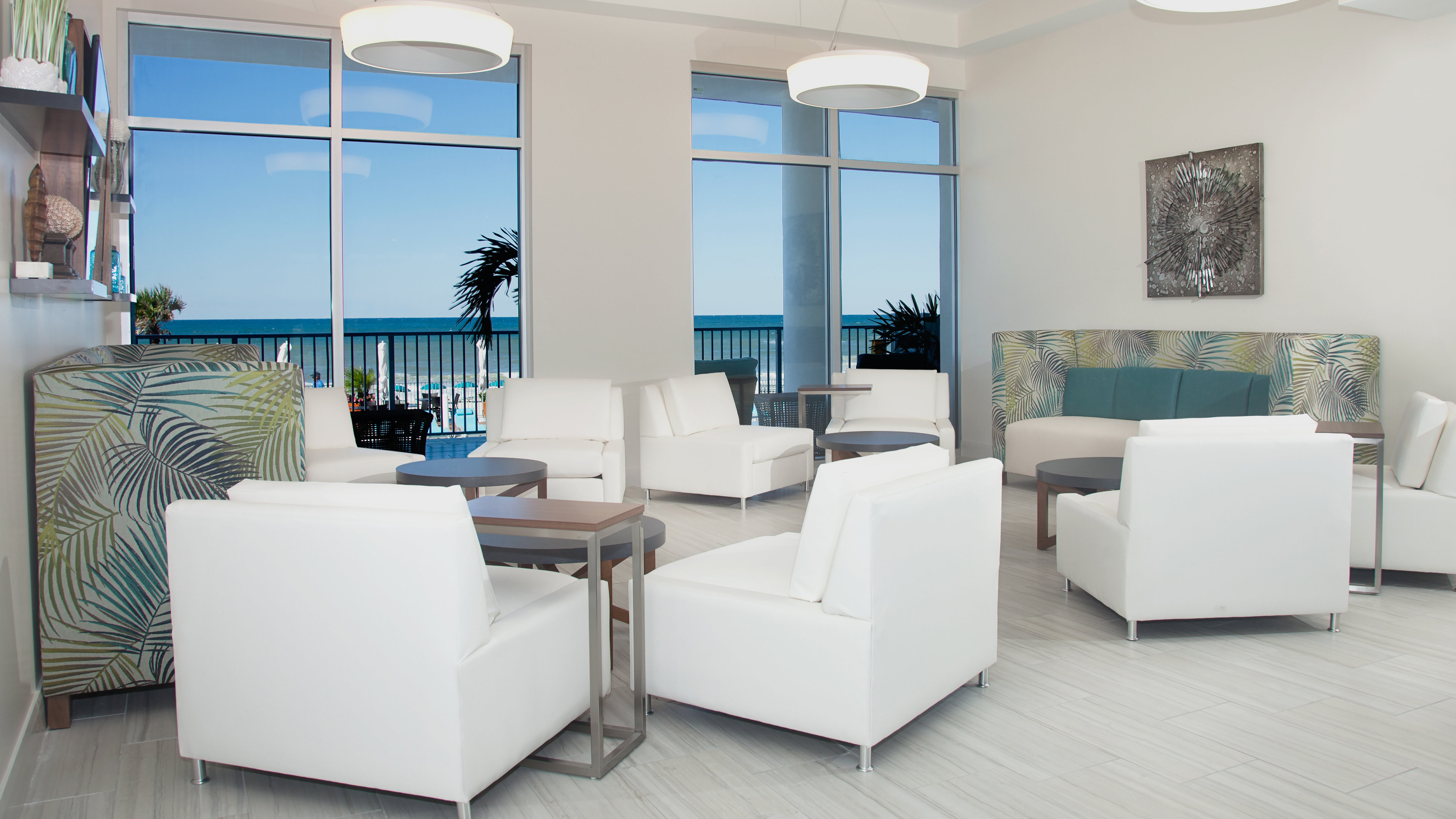 Holiday Inn Express Suites Panama City Beach 26/50