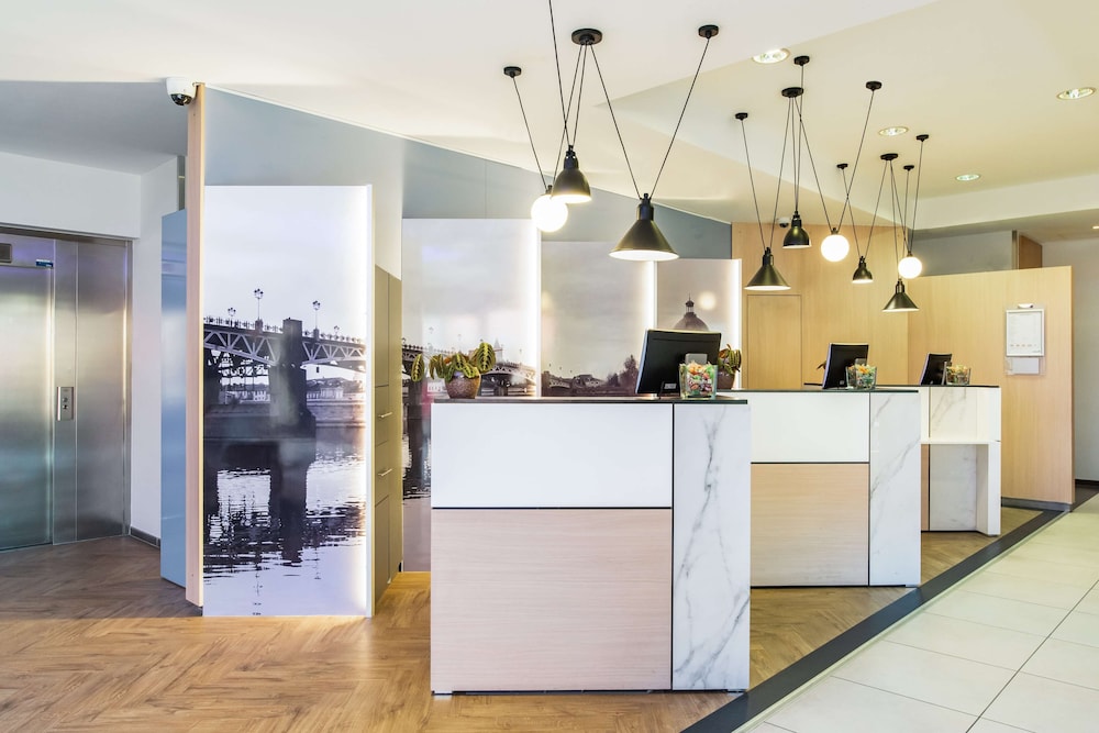 Radisson Blu Hotel Toulouse Airport Formerly Radisson Sas 10/74