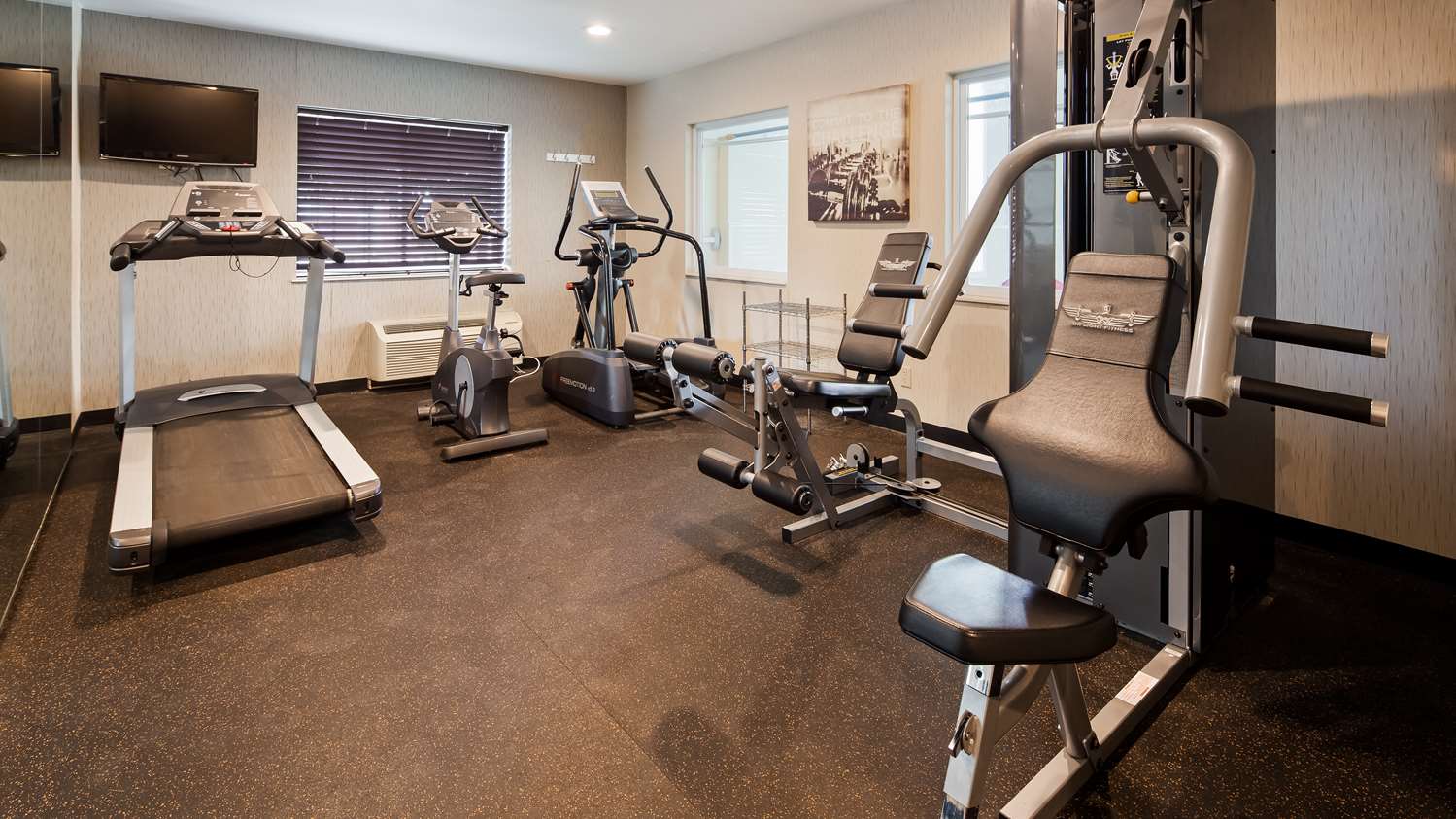Best Western Crown Inn & Suites 5/10