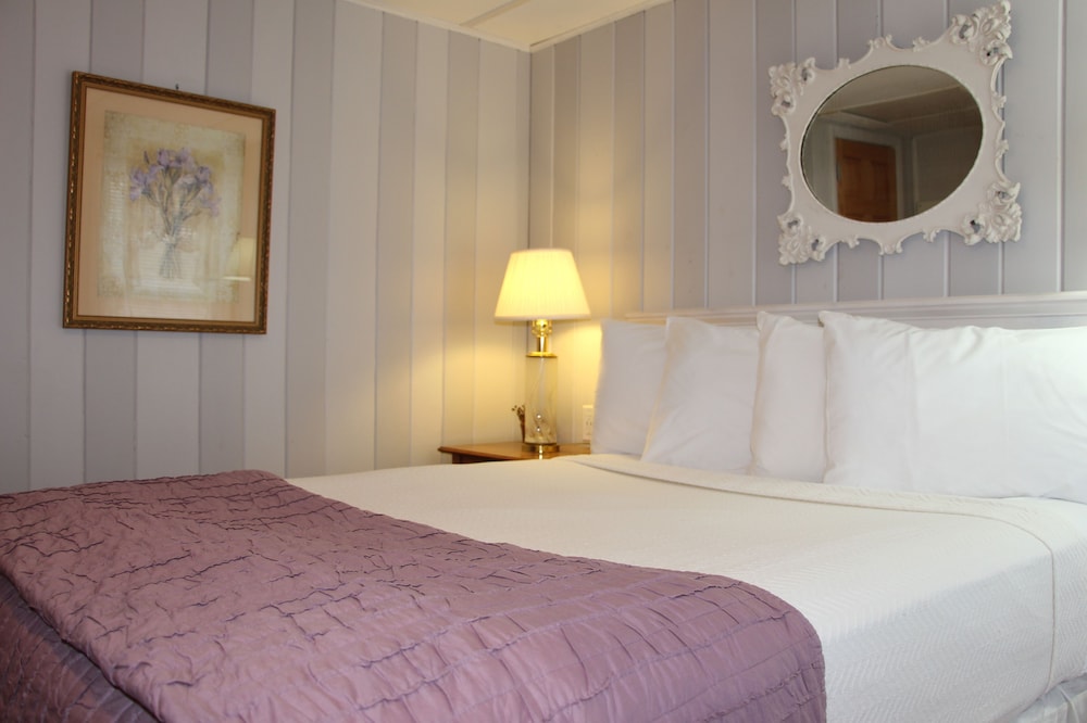 The Vermont Inn 24/50