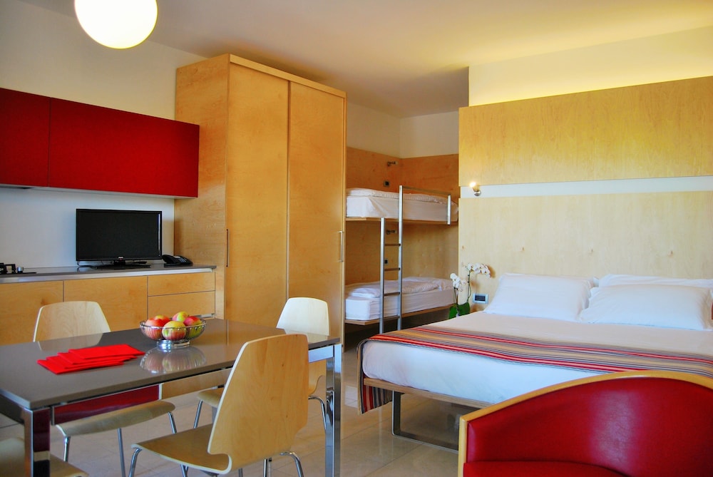 APARTHOTEL ALBATROS 7/29