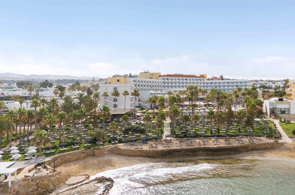 St. George Beach Hotel & Spa Resort - Adults Only 135/139