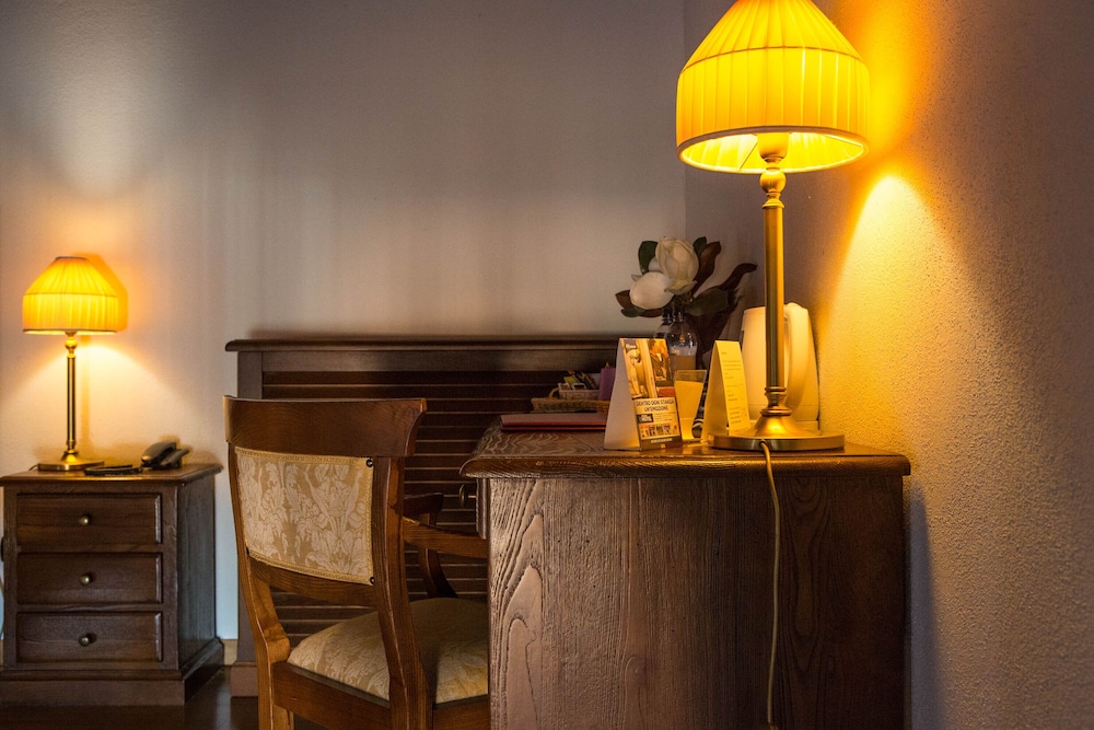 Hotel Tenimento Al Castello 14/50