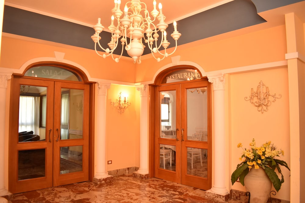 Hotel Miravalle 46/68