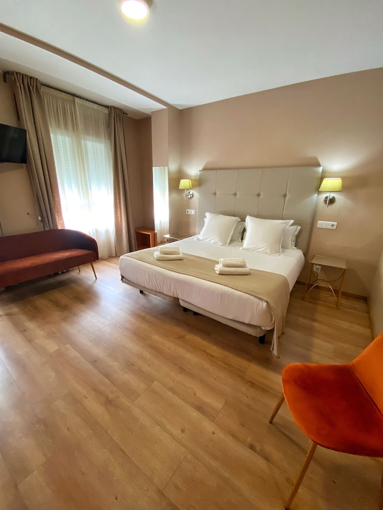 Hotel Ribeira Sacra 8/21