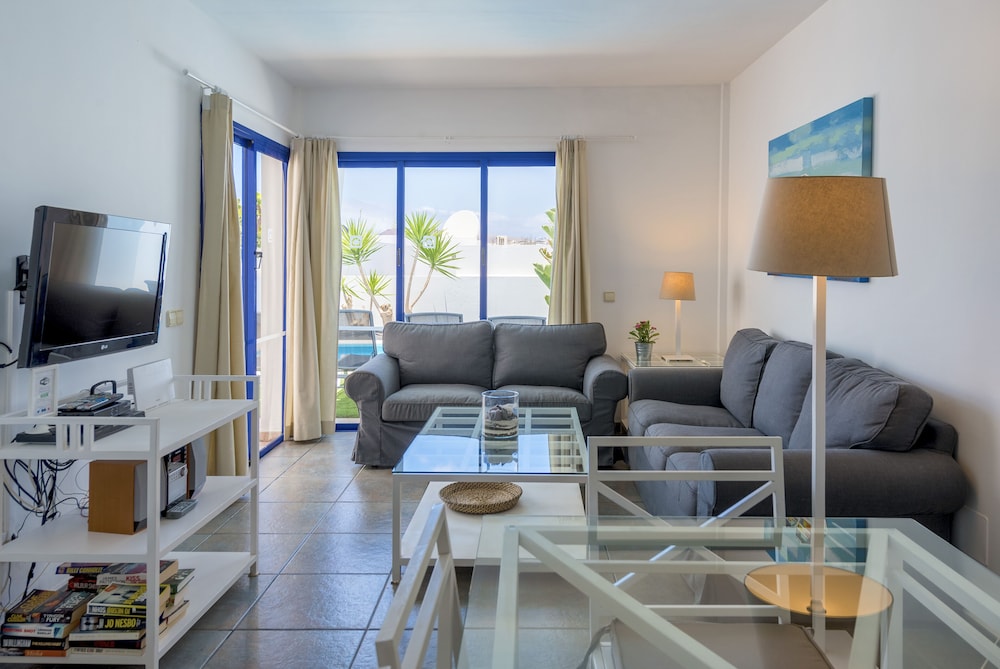 Villas Puerto Rubicon 33/71