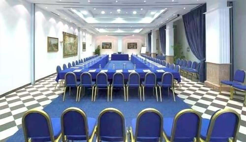 Hotel L'Aquila 15/19
