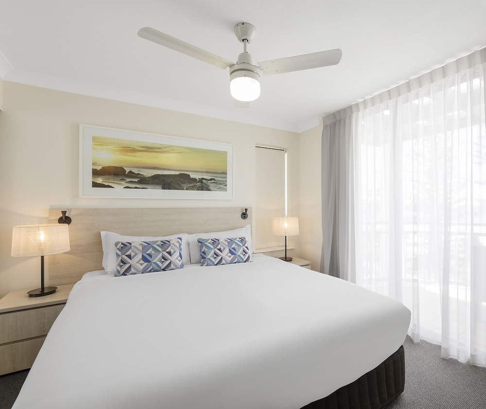 Oaks Gold Coast Calypso Plaza Suites 14/72