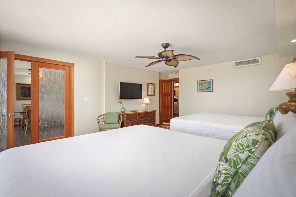 PREMIUM, SUITE, DOUBLE BED, GARDEN VIEW
