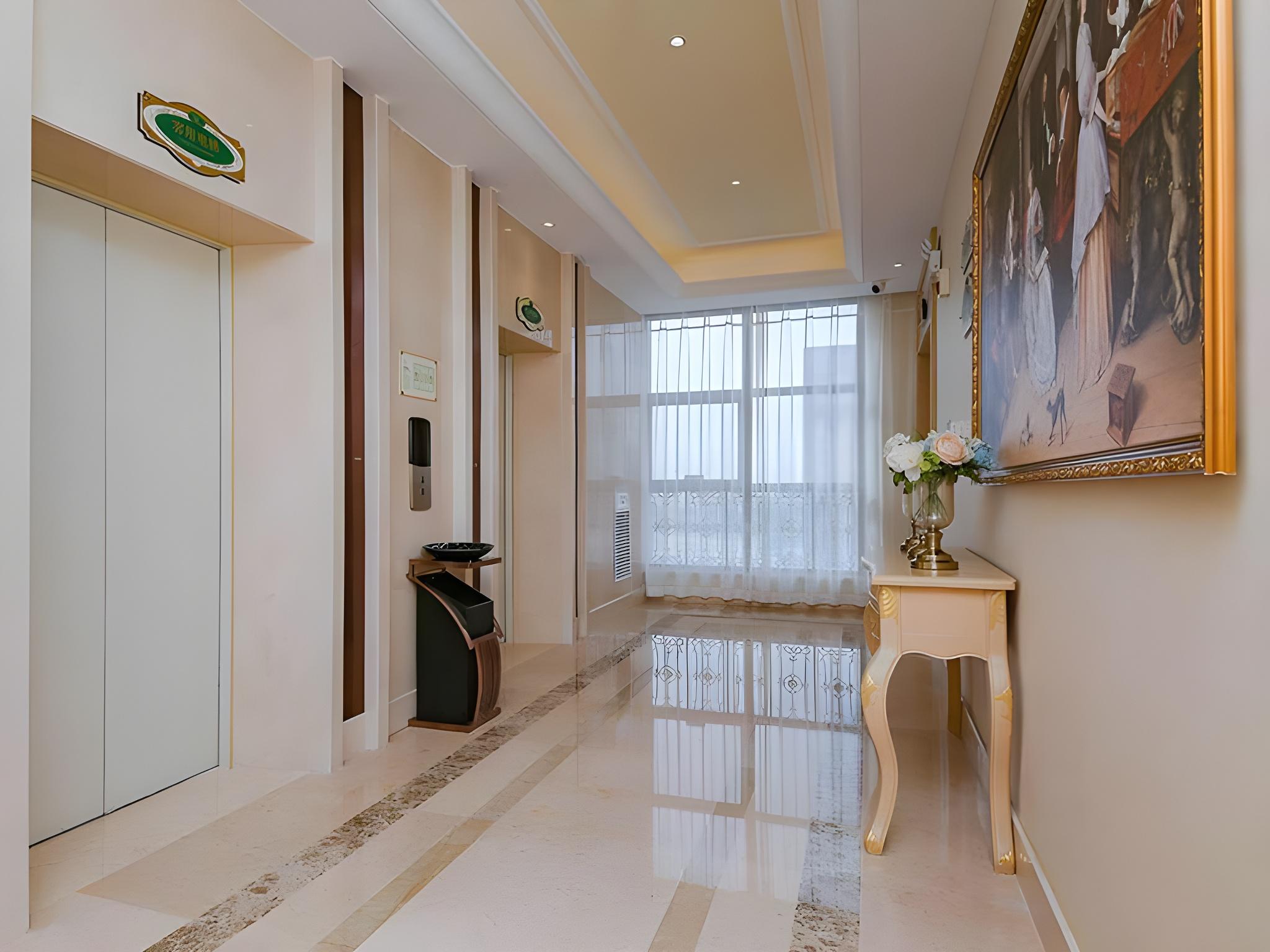Vienna International Hotel (Wuhan Yangluo new port) 28/40