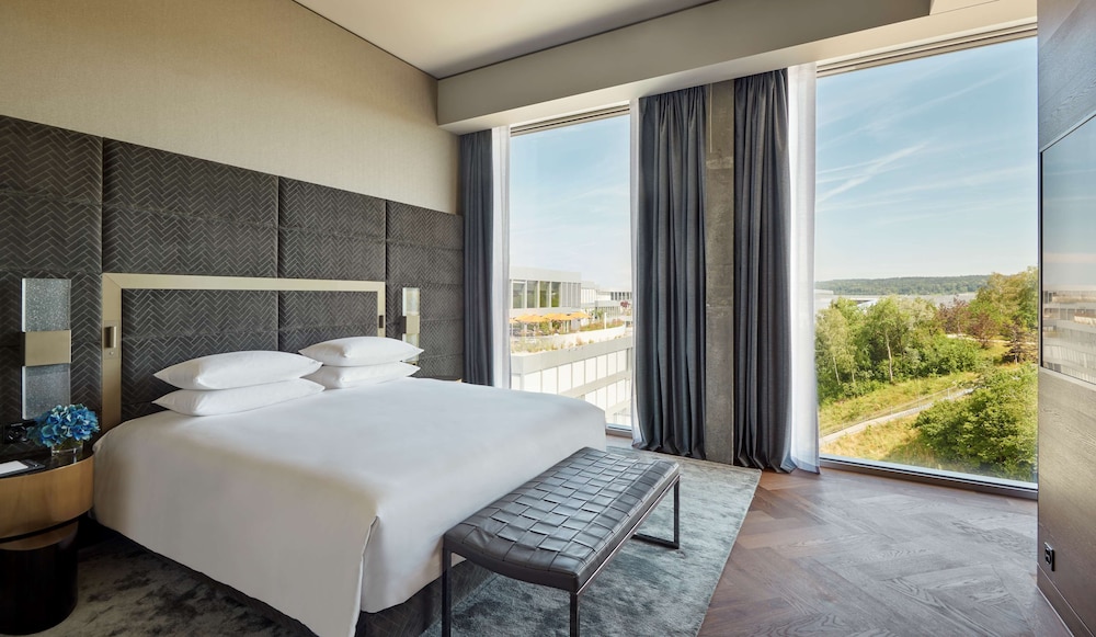 Hyatt Regency Zurich Airport The Circle 25/74