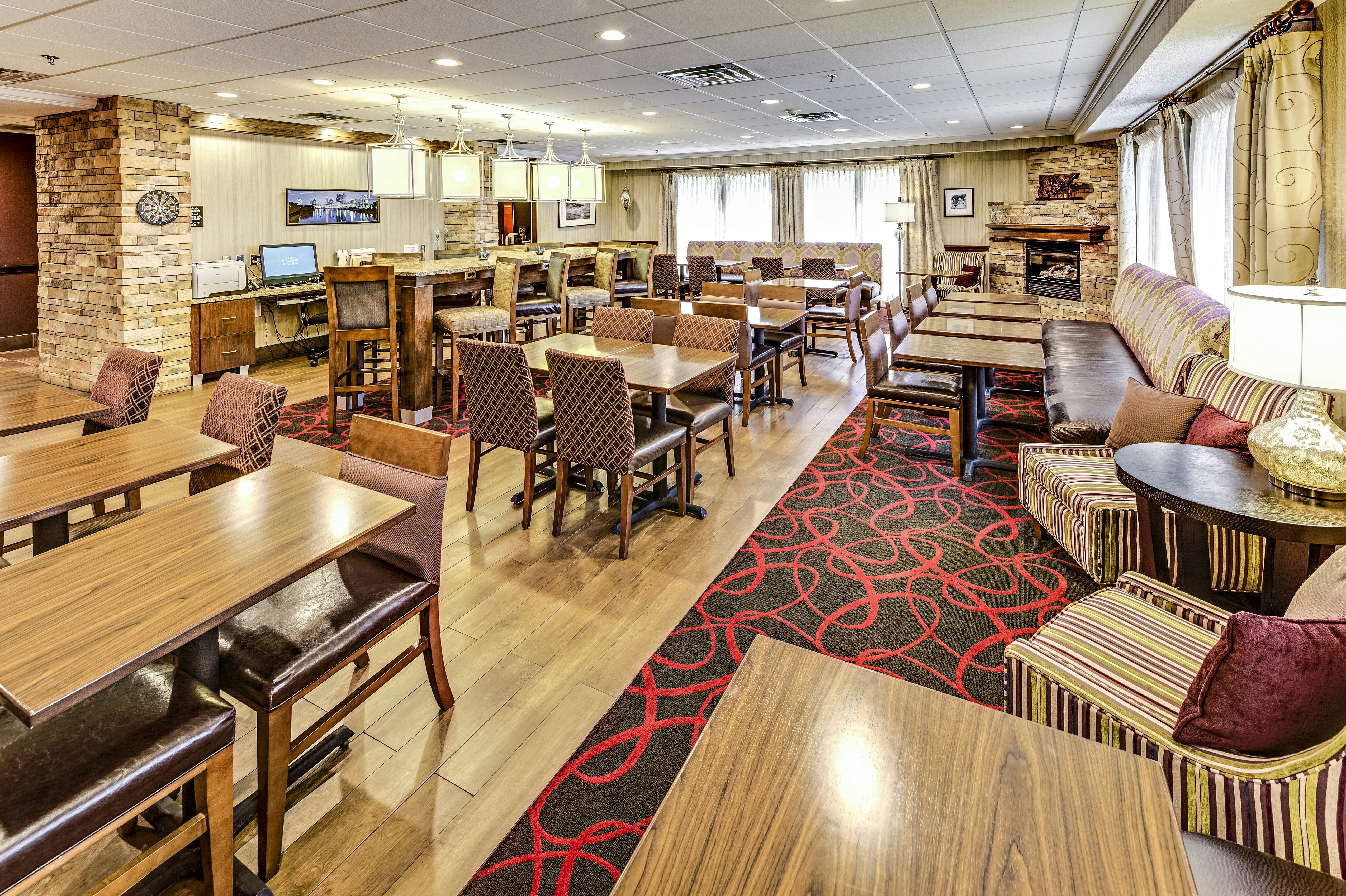 Hampton Inn by Hilton Columbus I-70E/Hamilton Rd. 53/72