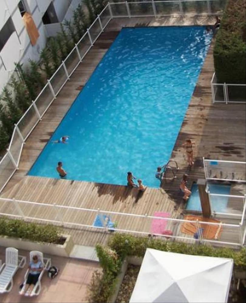 Apparthotel Goelia Sun City 4/48