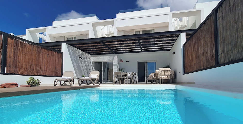 Serena Holiday Homes By LIVVO 38/45