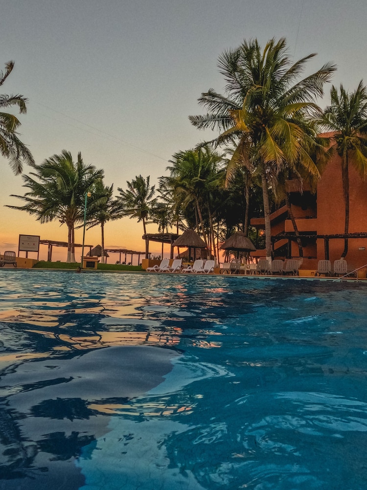 Reef Yucatan All Inclusive Hotel and Convention Center 38/50