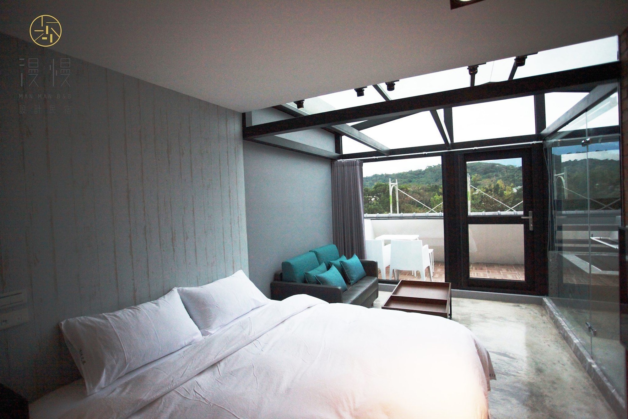LUXURY, DOUBLE BED