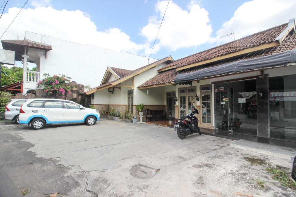 Reddoorz Near Rs Sarjito Yogyakarta 2 35/39