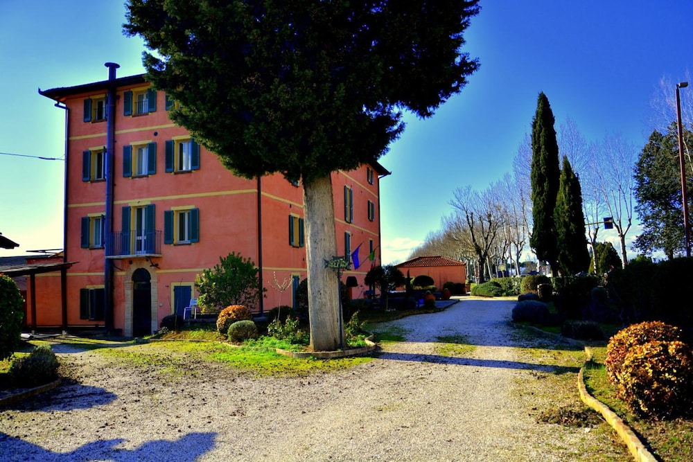 La Padronale Del Rivo 64/69
