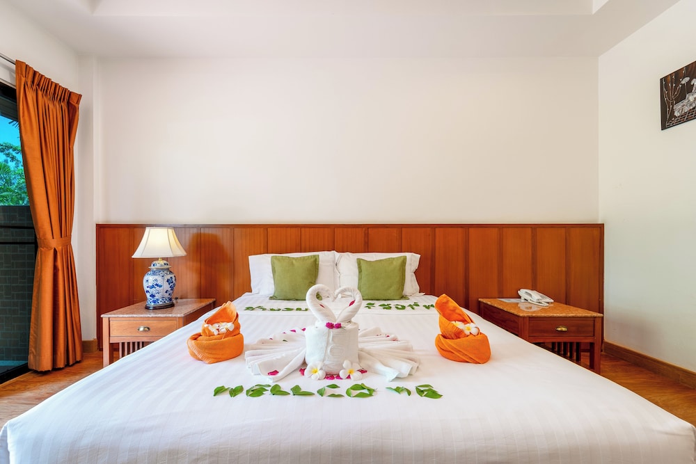Sailom Resort Bangsaphan 11/55