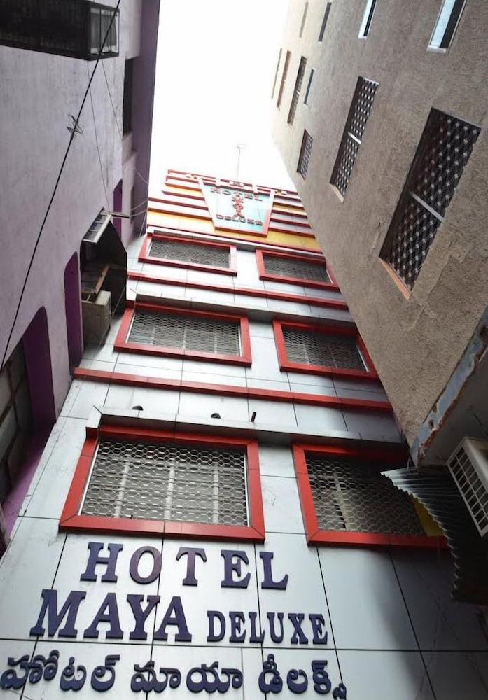 Hotel Maya Deluxe 2/29