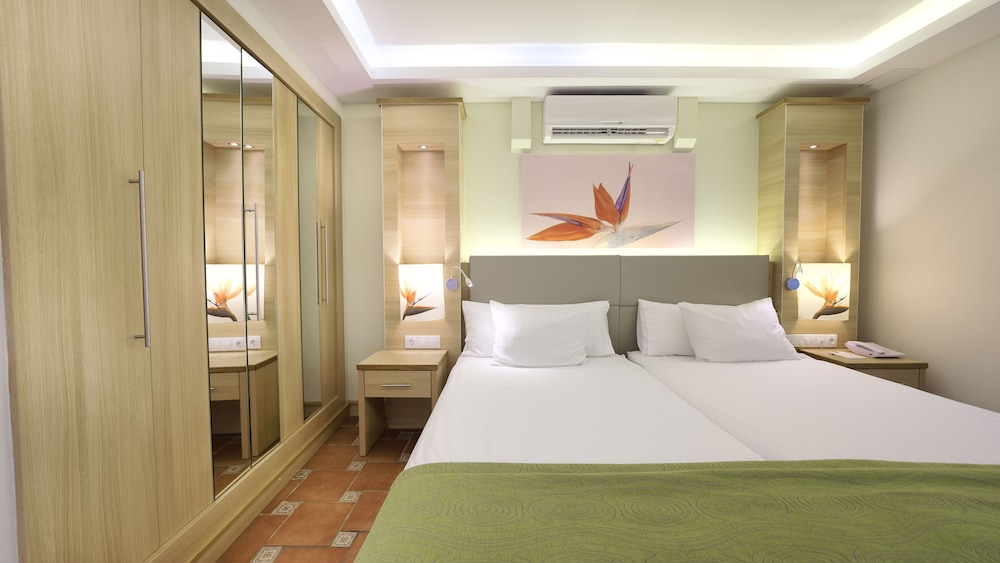 Bull Costa Canaria & SPA - Only Adults 9/48