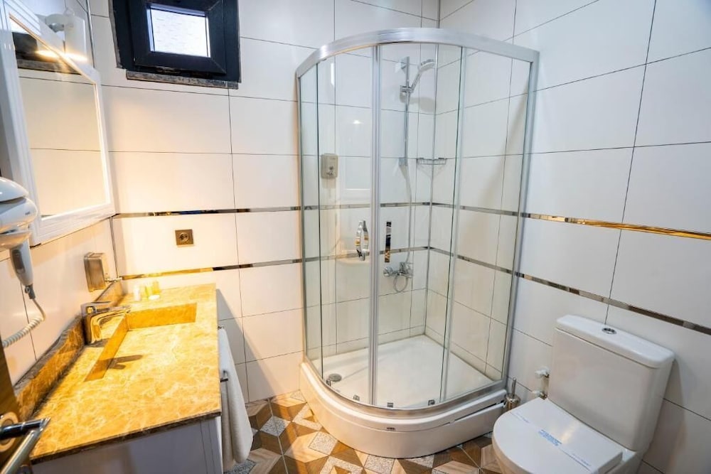Mugwort Hotel and Spa 47/49