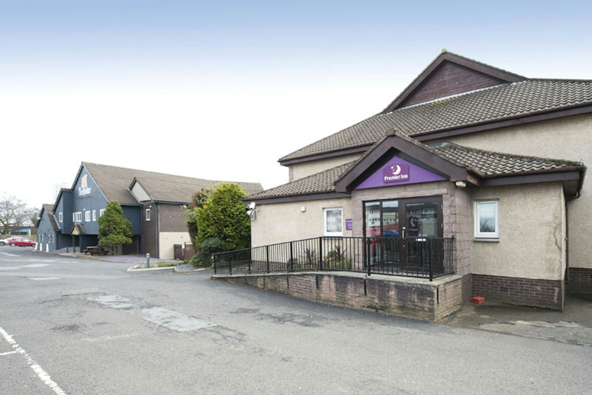 Premier Inn Glasgow (Cumbernauld) 40/45