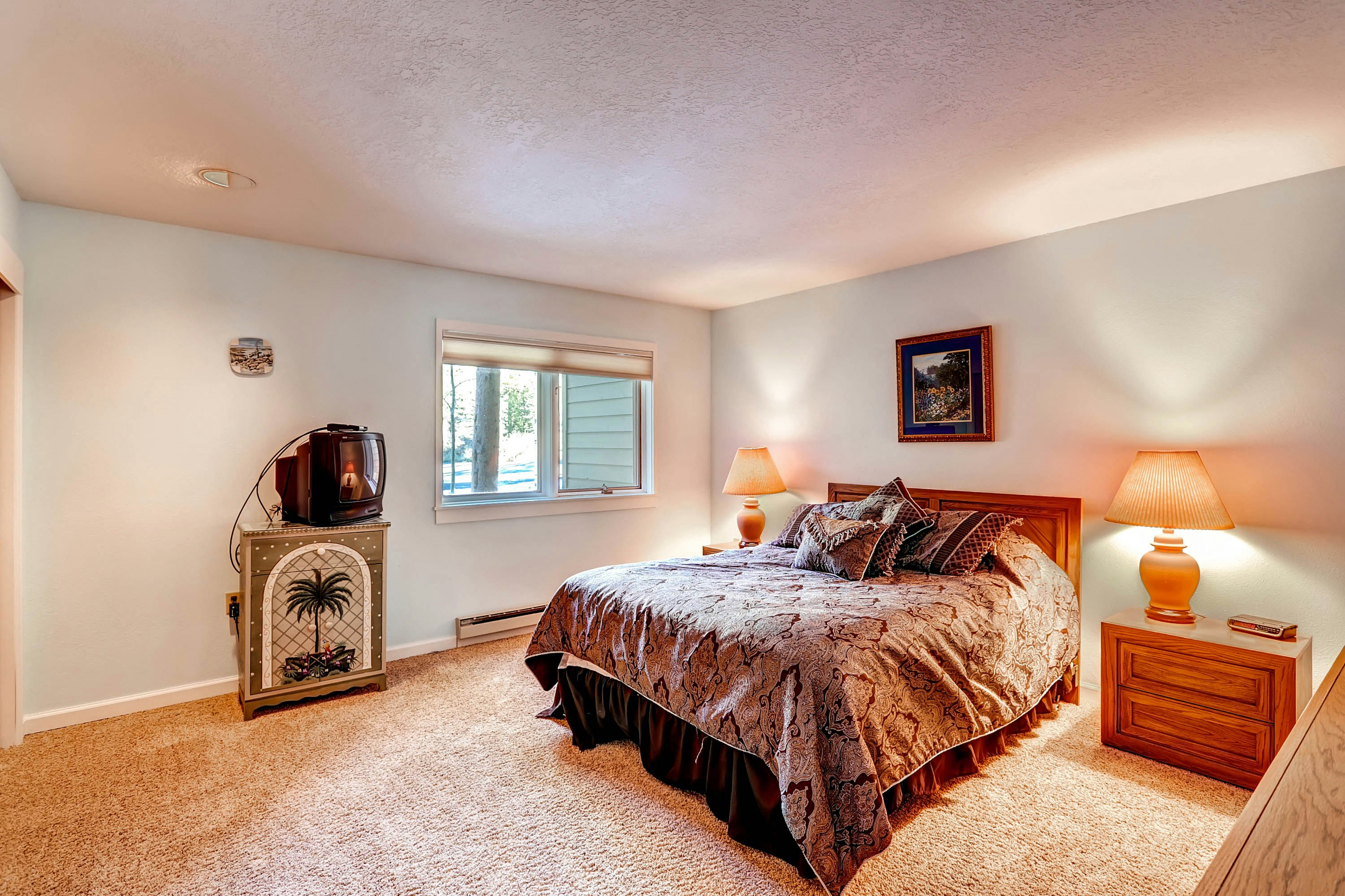 1 Bedroom, Condominium