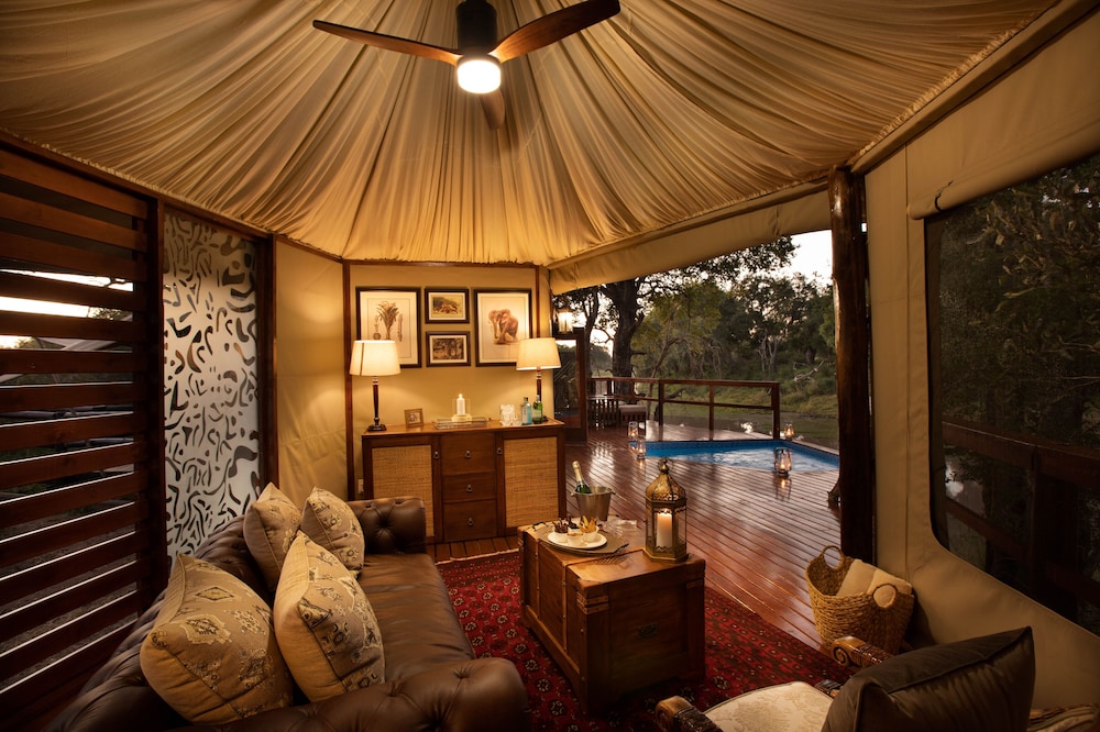 Hamilton Tented Camp 27/56