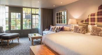 Open Plan, Courtyard, Suite