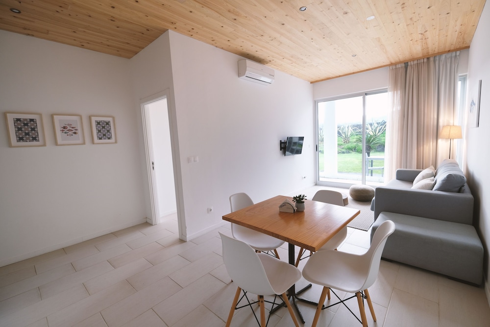 Sao Vicente Lodge 26/43