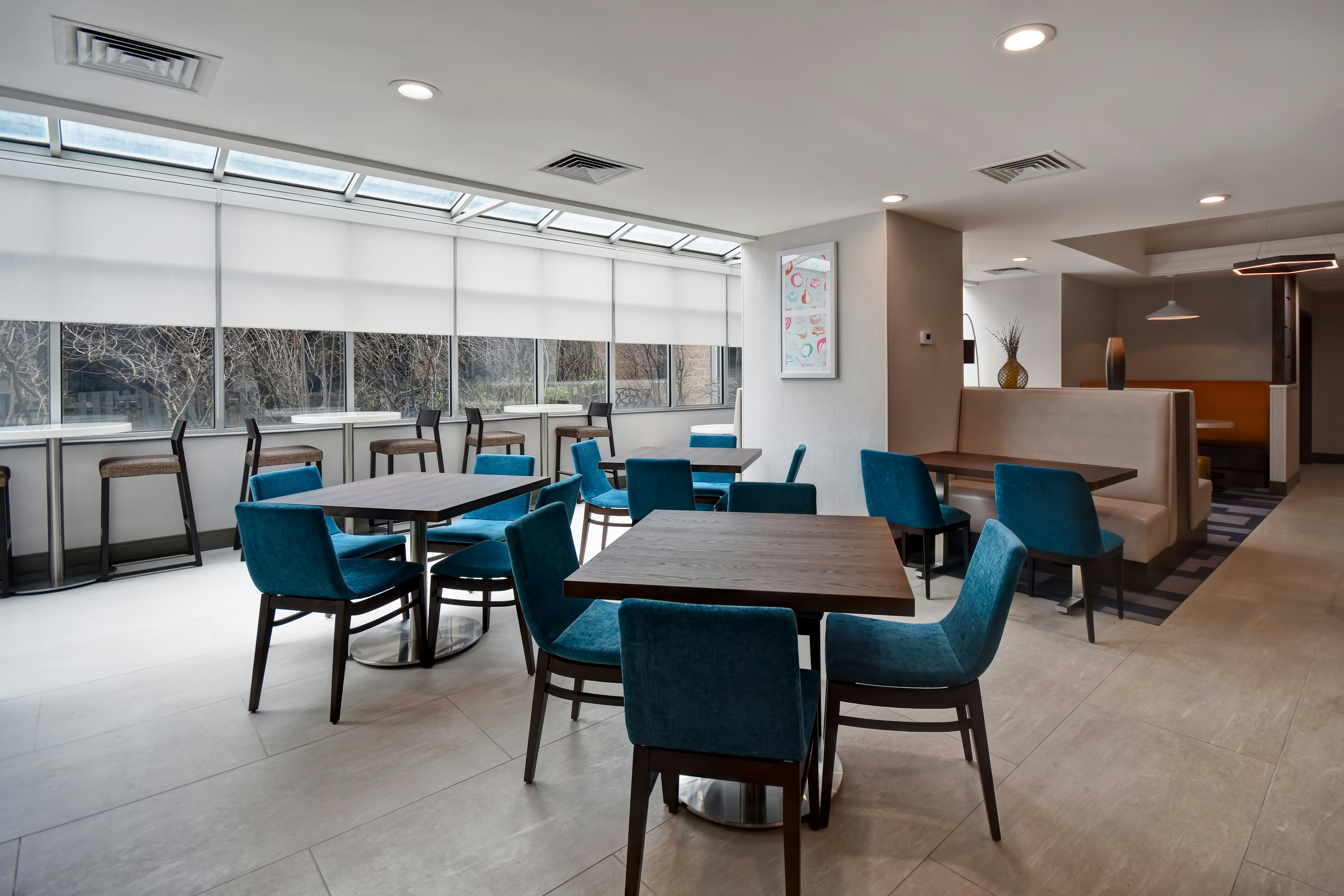 Hampton Inn NY-JFK 37/48