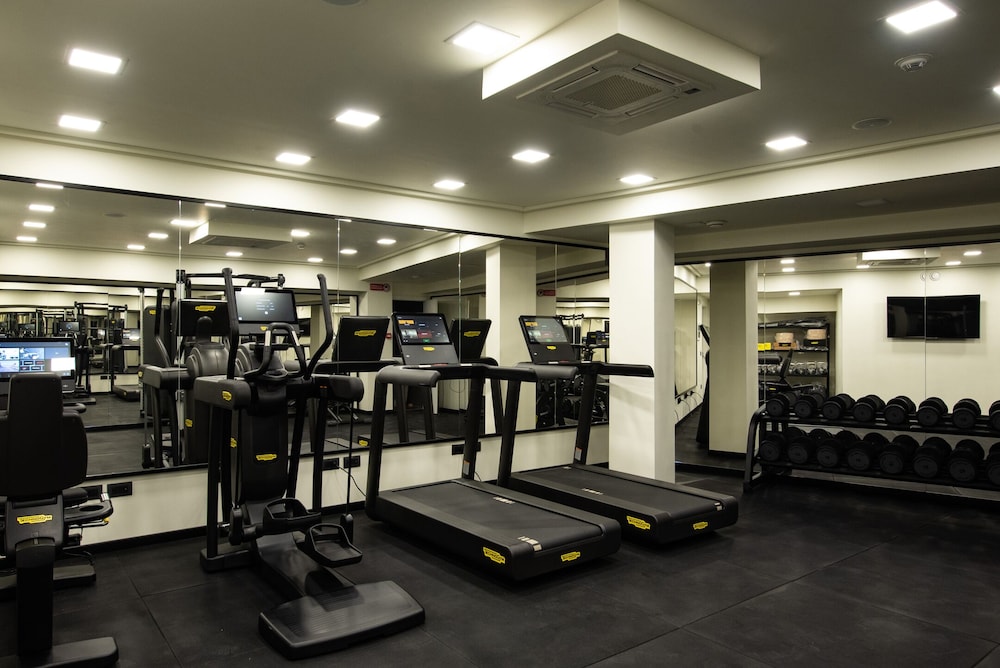 Gold Tower Lifestyle Hotel 37/60