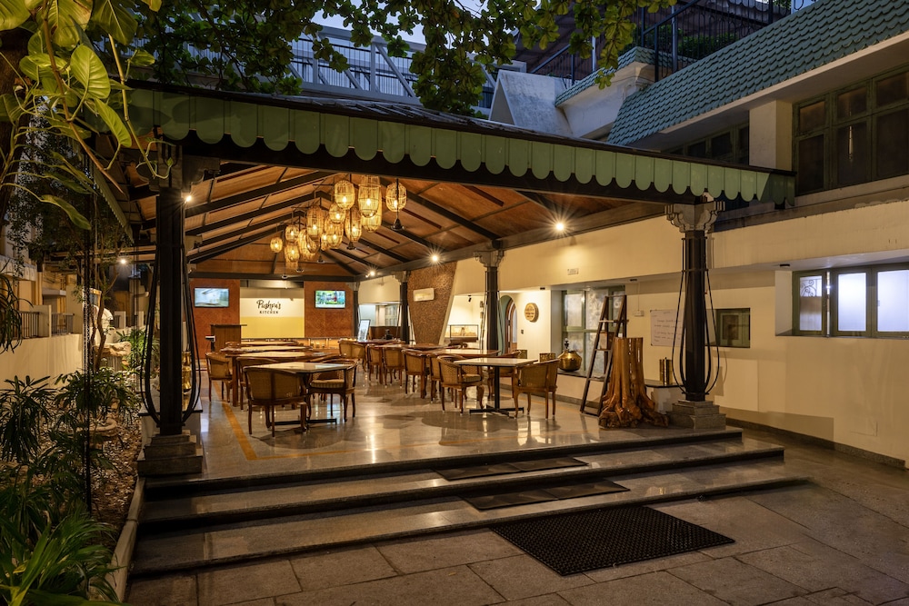Hanu Reddy Residences Poes Garden 31/57