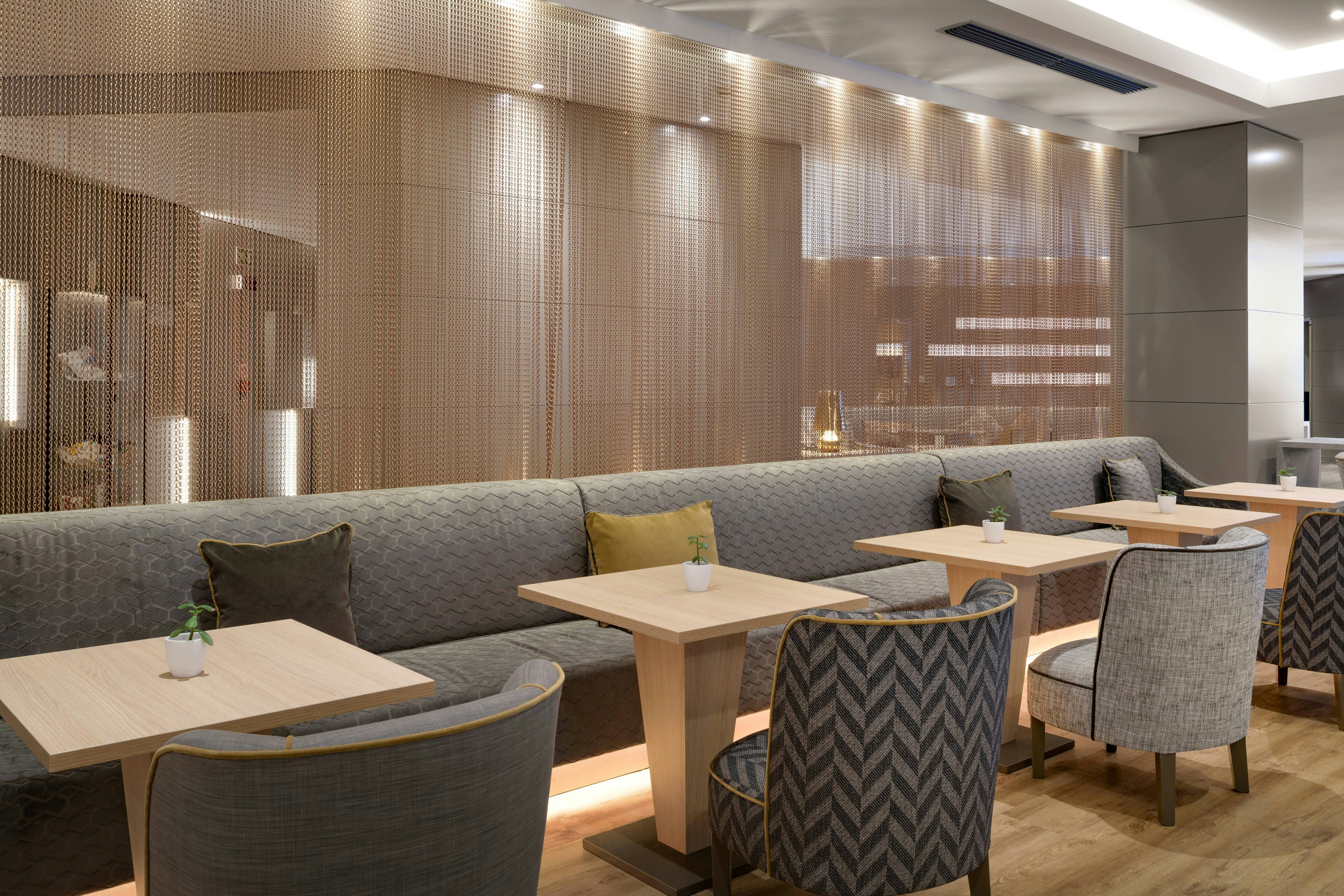Ac Hotel Genova By Marriott 38/50