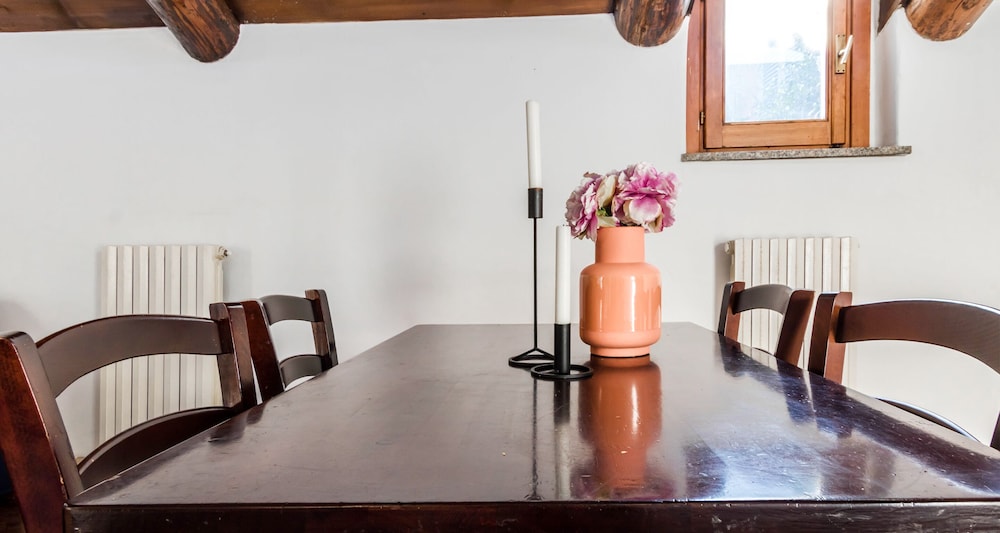 Altido Big Wooden Apartment for 6 near Milano Center 22/26