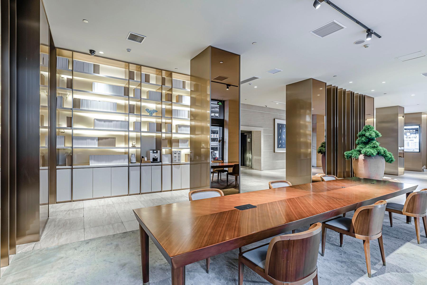 Ji Hotel (Shanghai Railway Station Tianmu West Road) 8/41
