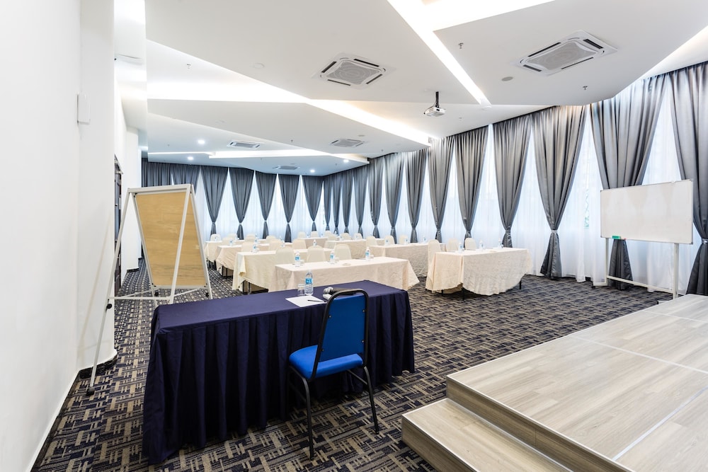 THE REED HOTEL MELAKA – Formerly E-Red Hotel Melaka 41/52
