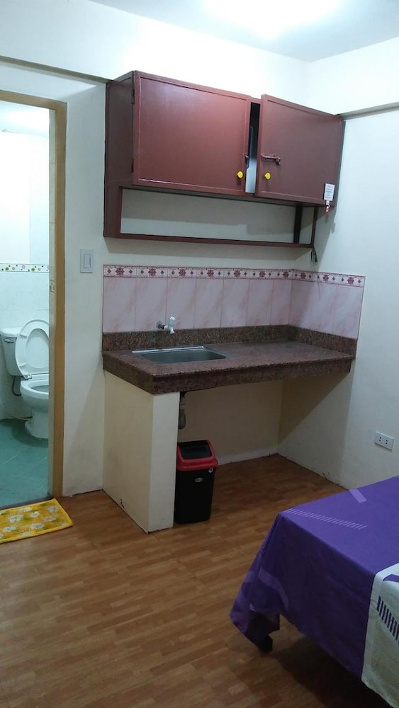 Budget Studio Unit In Makati 38/38