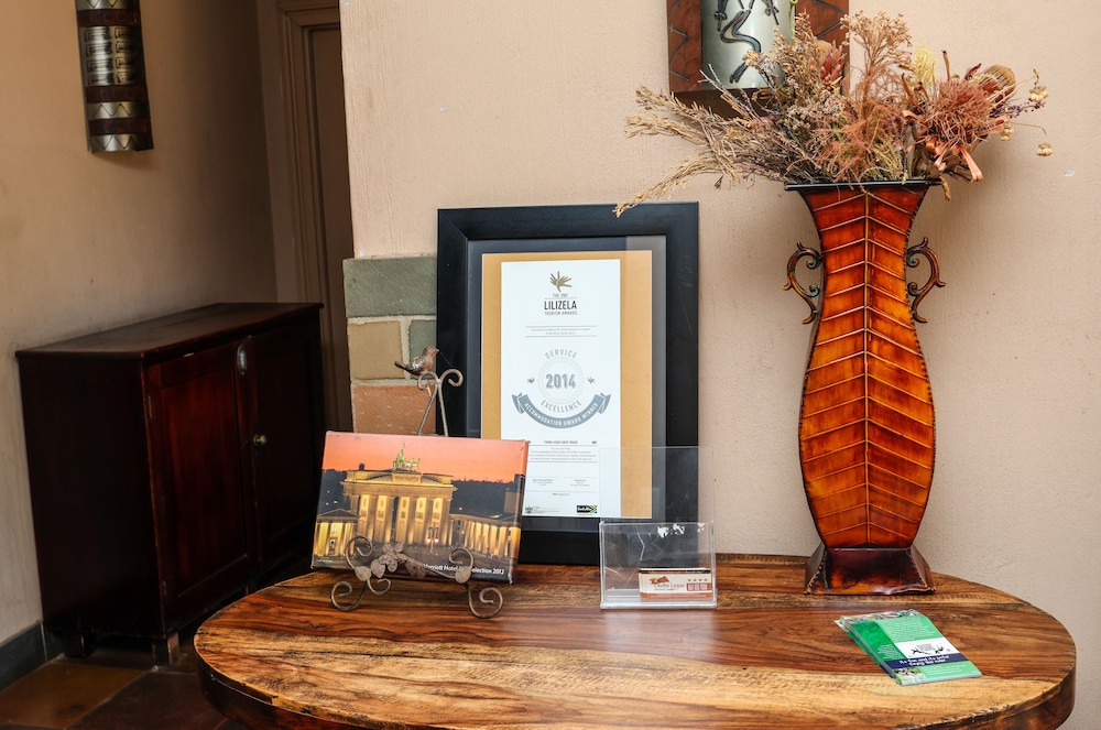 Thaba Legae Guest Lodge 25/43
