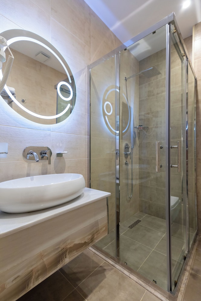 Merida Hotel Baku 47/49