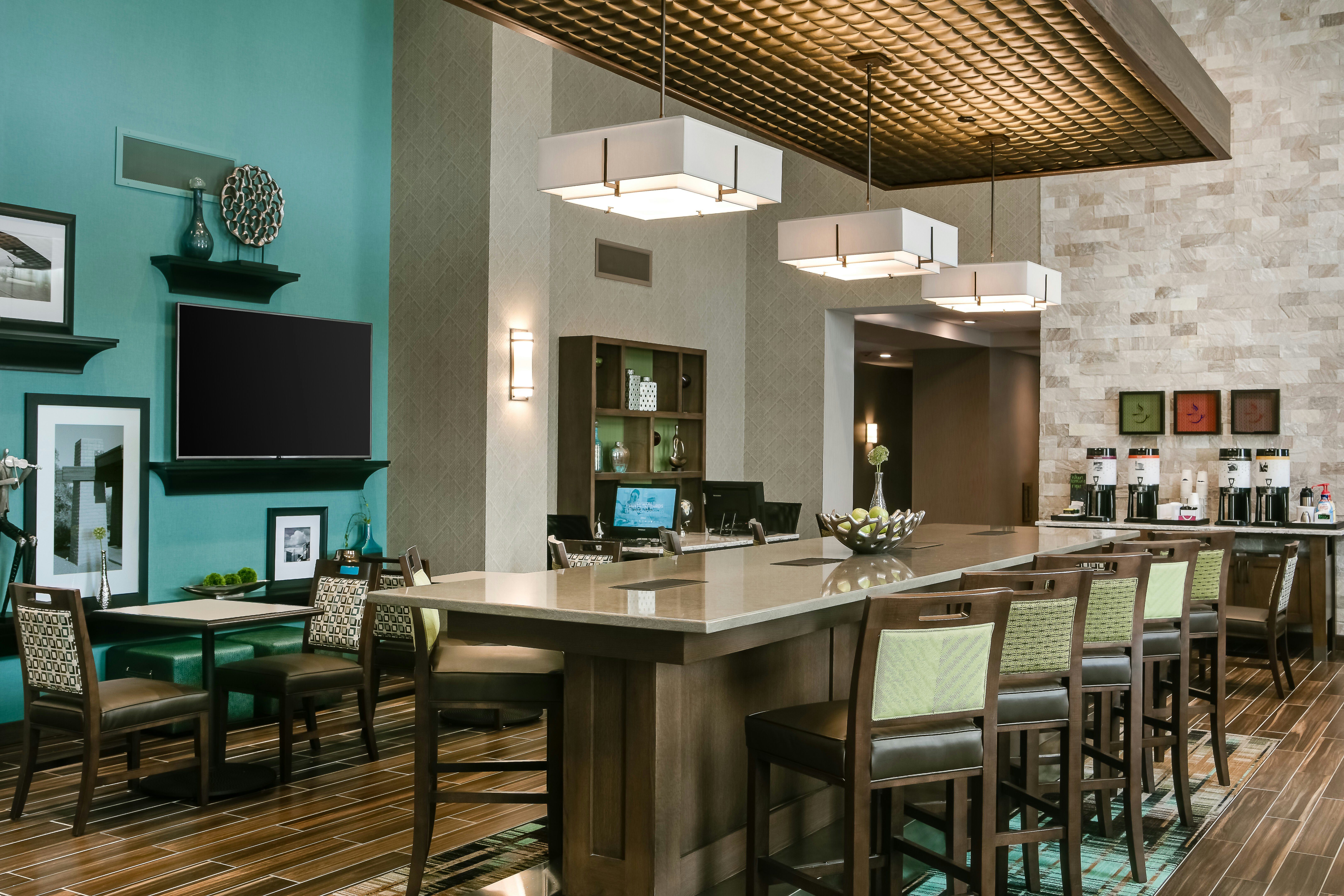 Hampton Inn & Suites Mason City 9/14