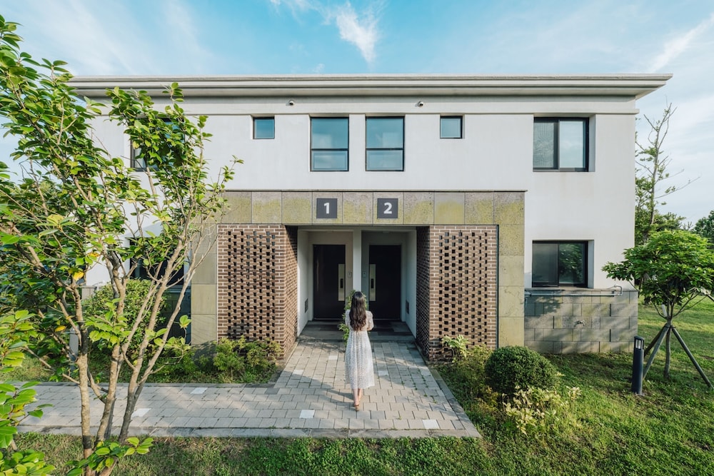 Kylin Villa Resort in SEOGWIPO