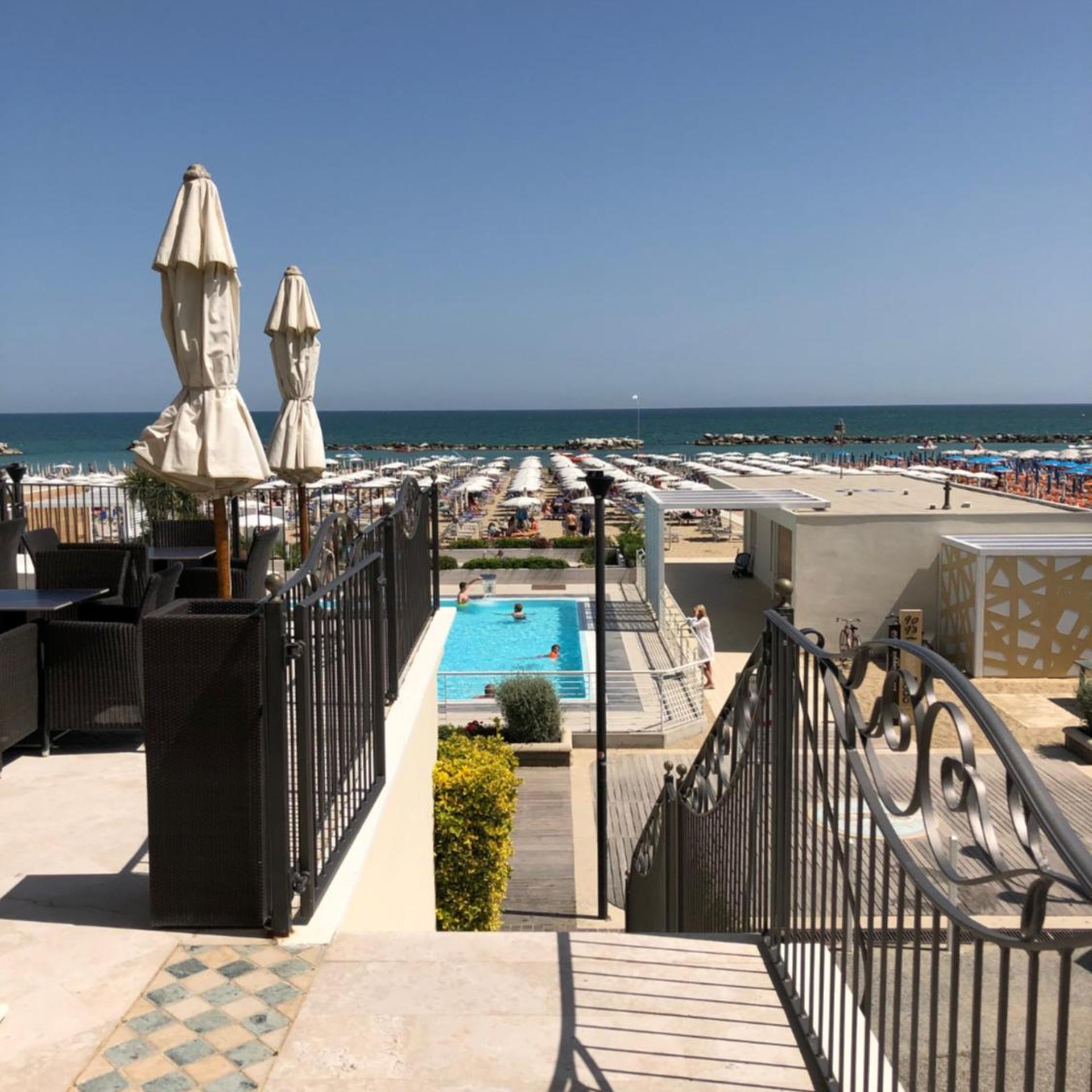 Hotel La Rosa 43/50