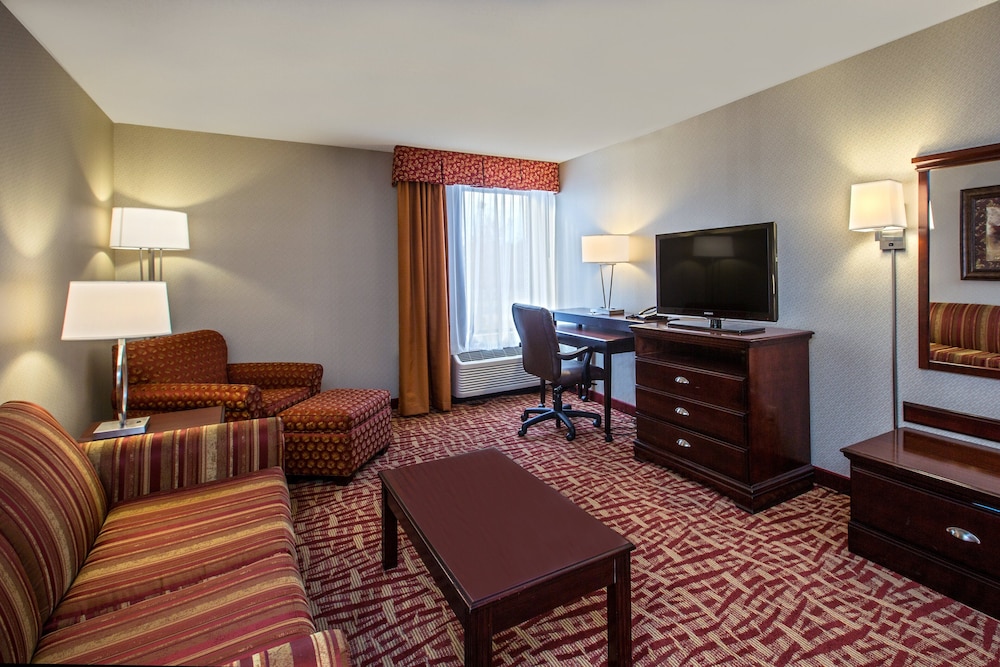 Holiday Inn Express Hotel And Suites Corinth 28/34