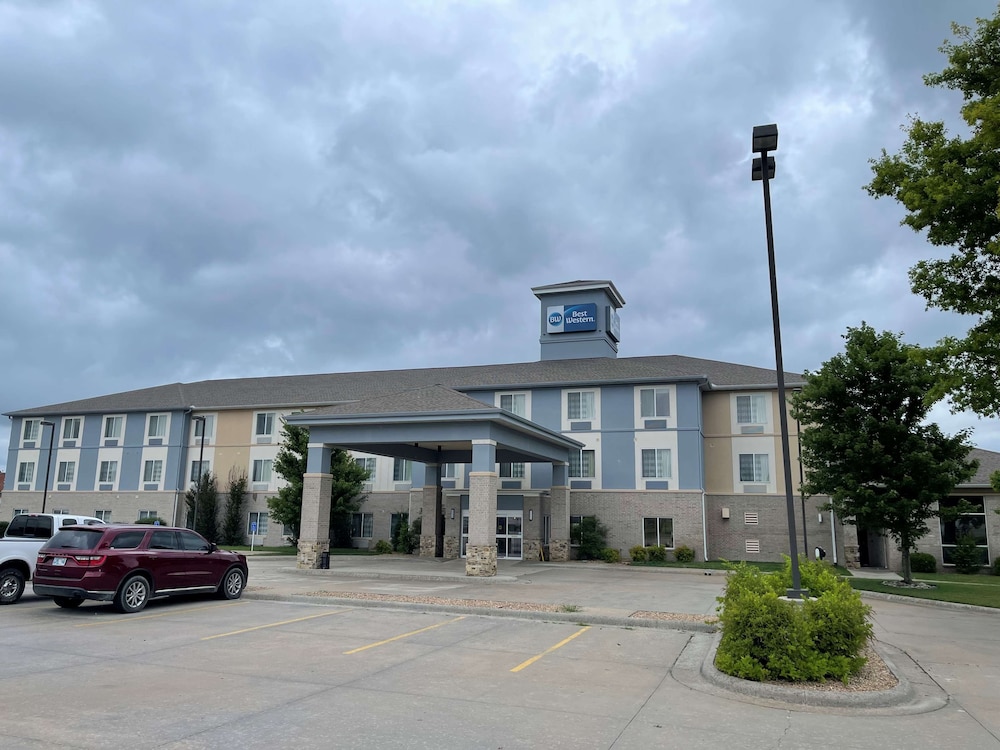 Best Western Coffeyville Central Business District Inn and Suites 1/59